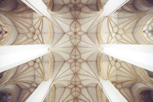 Quelle est la place de la tradition dans l’Église ?