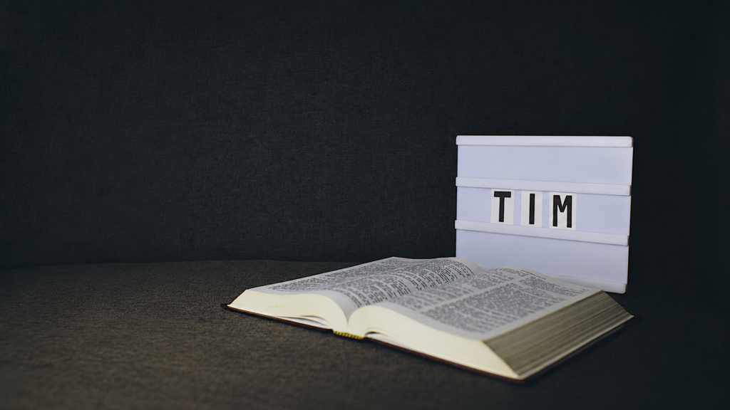 T.I.M. : Une méthode simple pour mémoriser la Bible en Église