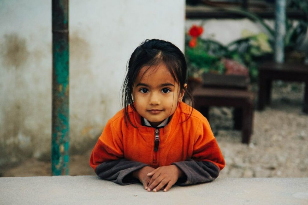 Comment être captivant et fidèle au texte en racontant un passage biblique aux enfants ?