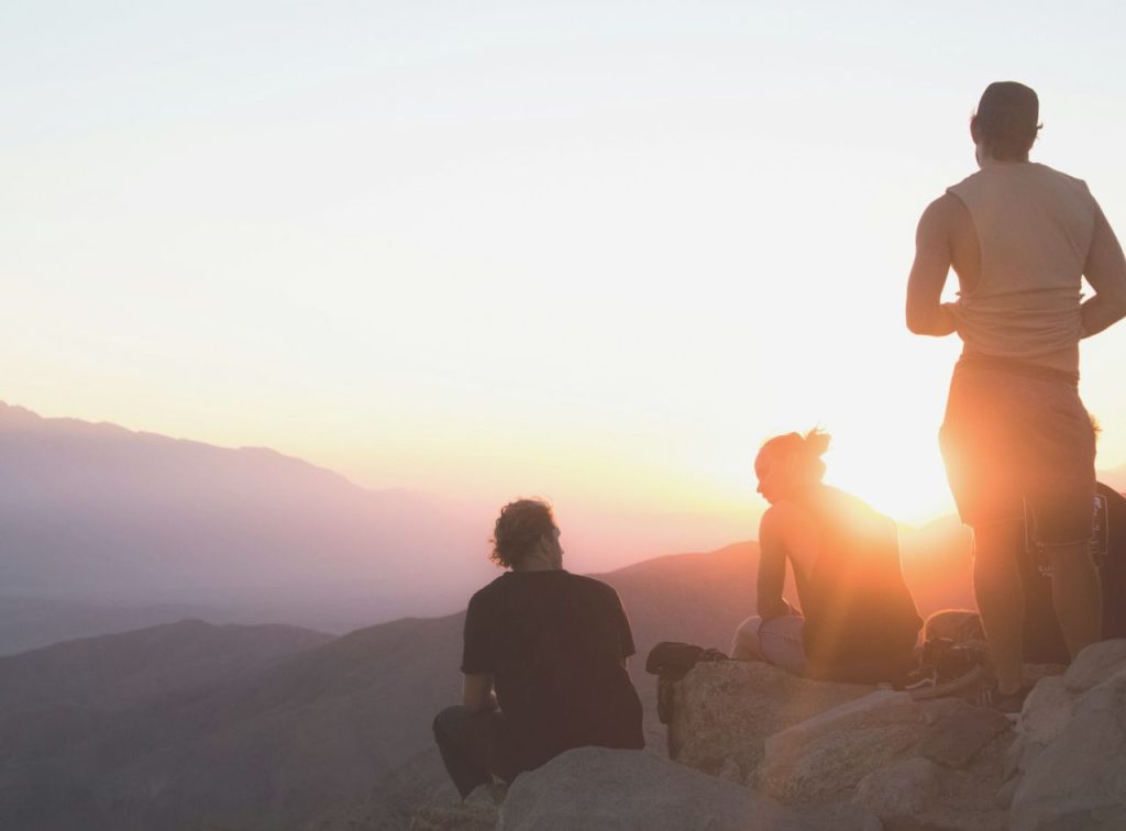 Comment la Bible courbe-t-elle le temps pour ouvrir une fenêtre sur l’éternité ?