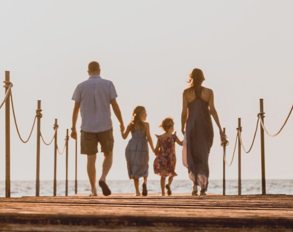 family_6002642_1920_a541a6a85b