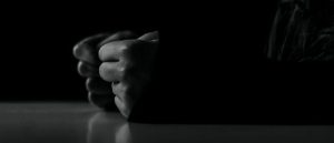 Résister dans la souffrance, quand Satan nous chuchote à l’oreille