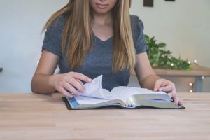 7 raisons pour lesquelles tout croyant devrait étudier la Bible