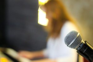 Le ministère de la femme : autorisé ou encouragé ?