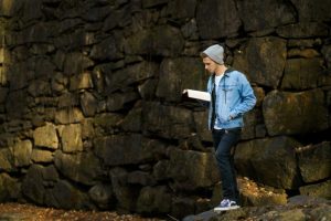 9 mauvaises manières de lire la Bible (et la bonne)