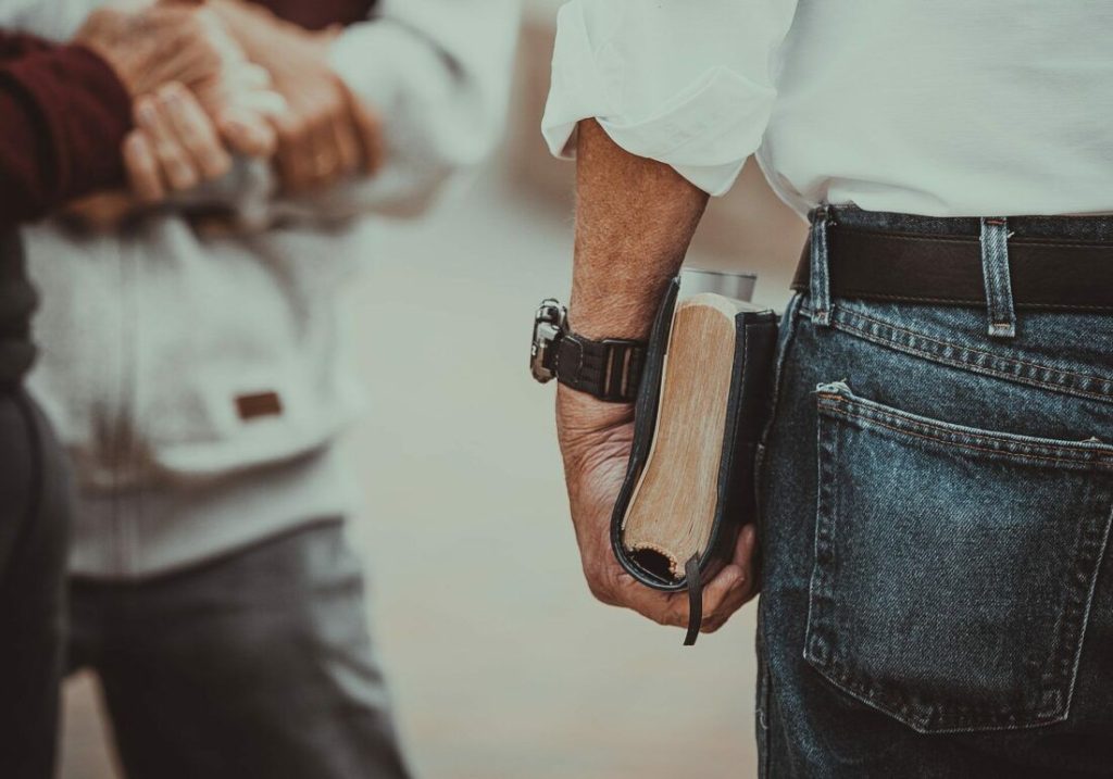 Le gaslighting spirituel : accompagner dans l’Église