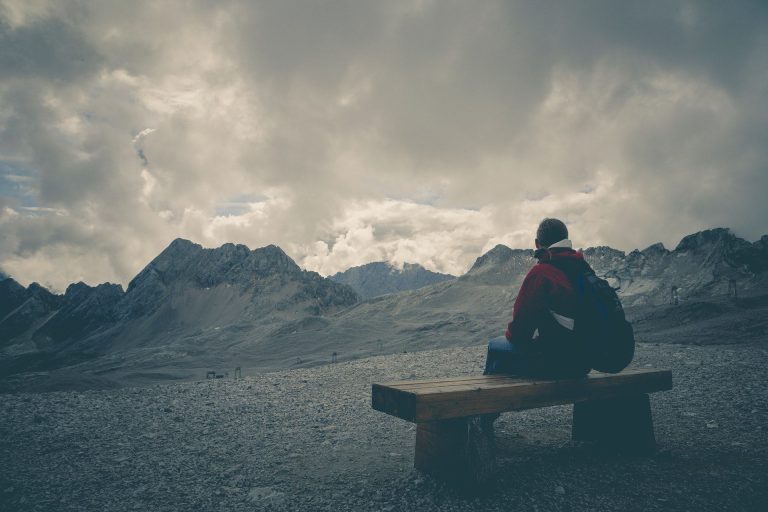 Pour mieux servir les autres, sachez vous isoler et être injoignable