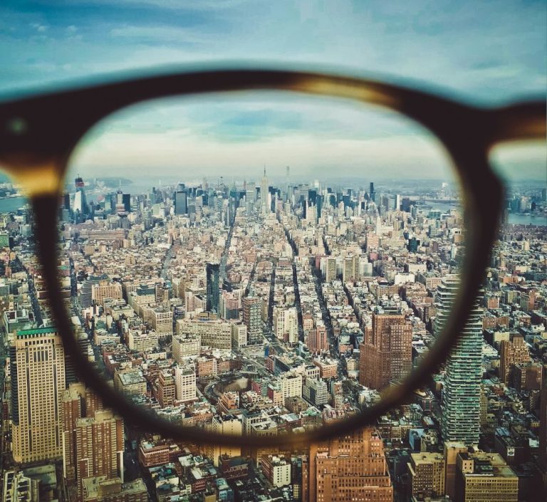 Nos grilles de lecture : des lunettes sur le monde