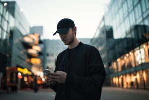 Comment Noël nous guérit de notre FOMO
