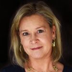 Julie  Lowe