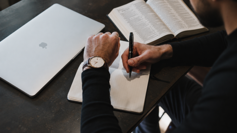 Combien d’heures un pasteur devrait-il travailler ?