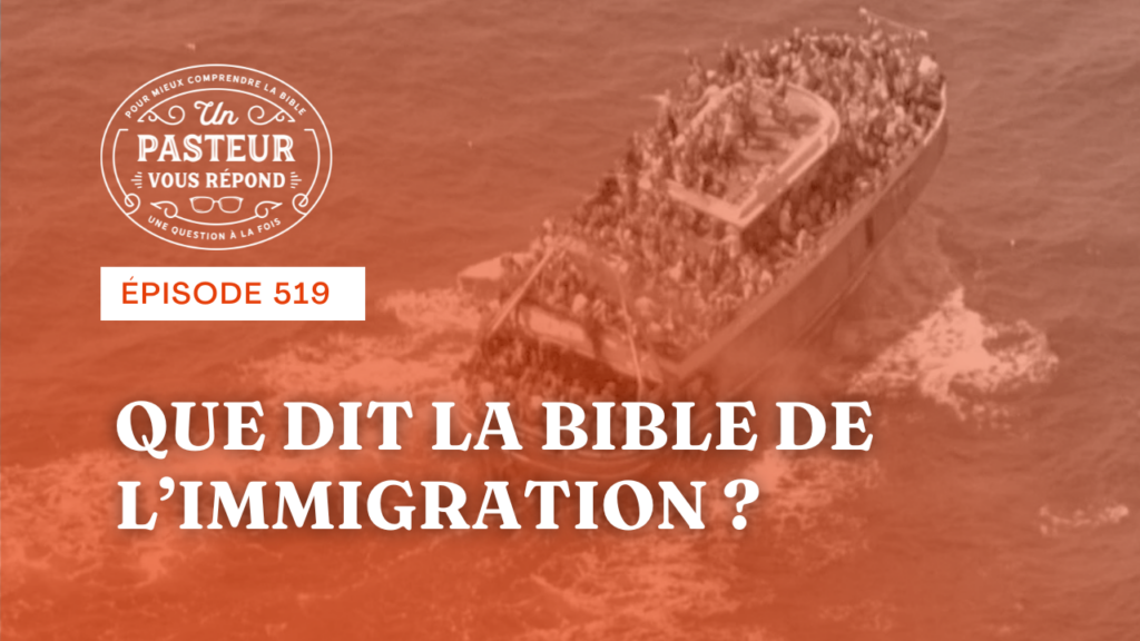Miniature orange: photo d'un bateau sur lequel se trouve visiblement des personnes en train de migrer vers une nouvelle terre.