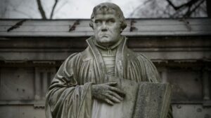 Pourquoi la tradition est-elle indispensable si la Bible suffit ?